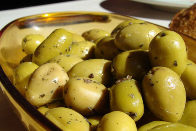Olivas de campo real (Yeyé)